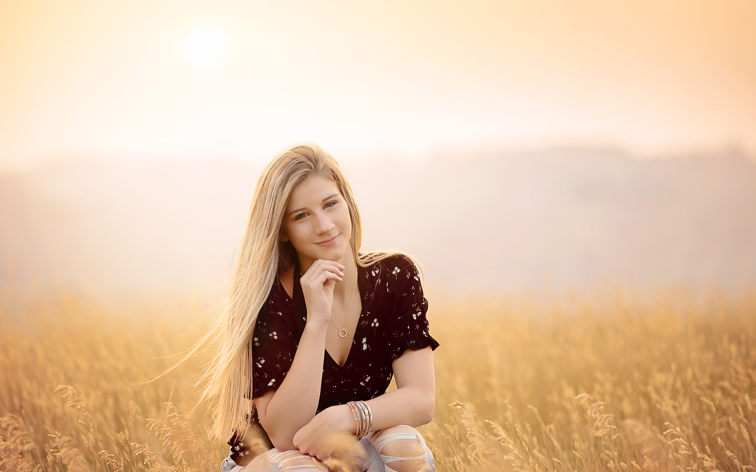How to Prepare for Your Senior Photo Session: Simple Tips for Looking and Feeling Your Best